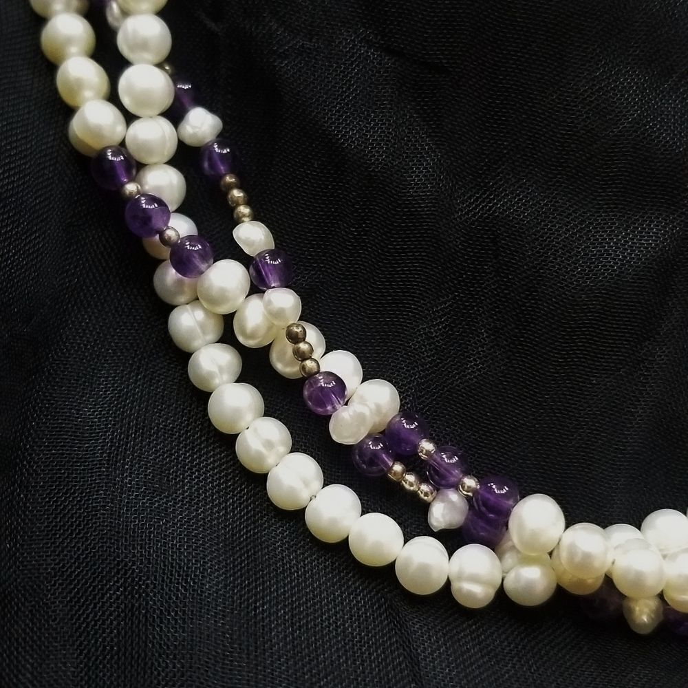 ‎17.5" Triple Strand Pearl & Amethyst Necklace